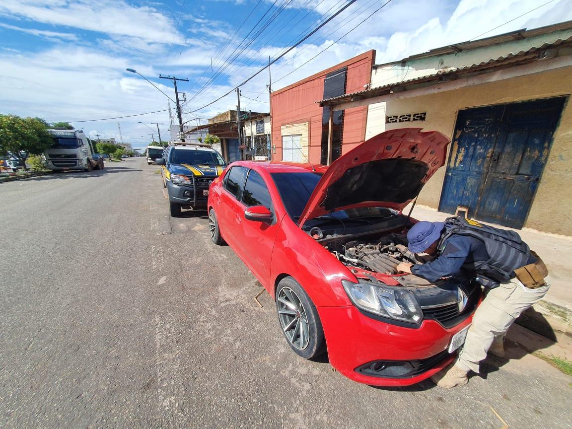 Carro adulterado apreendido pela PRF em Santarém