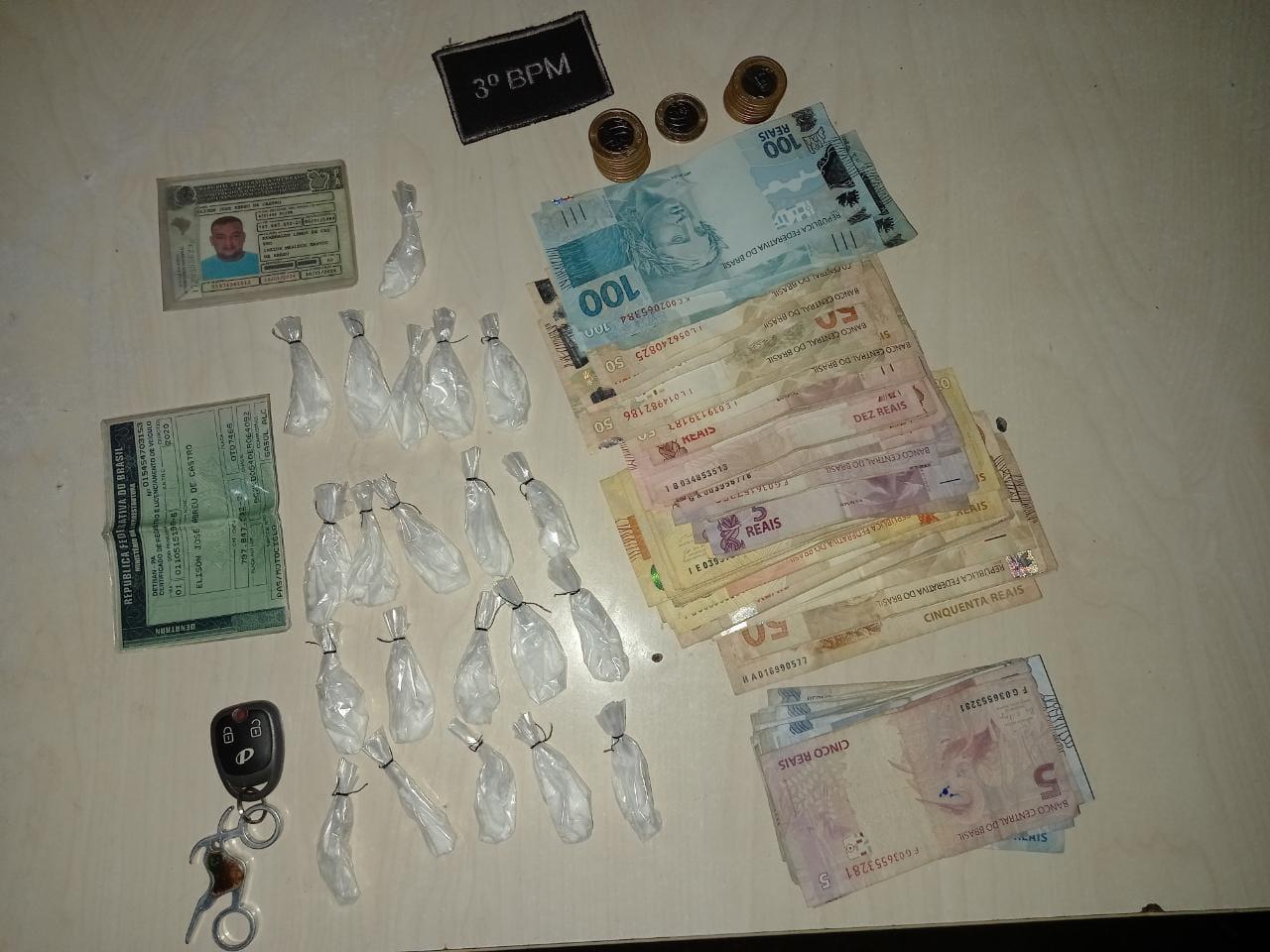 No bairro da Prainha homem preso pela PM por tráfico