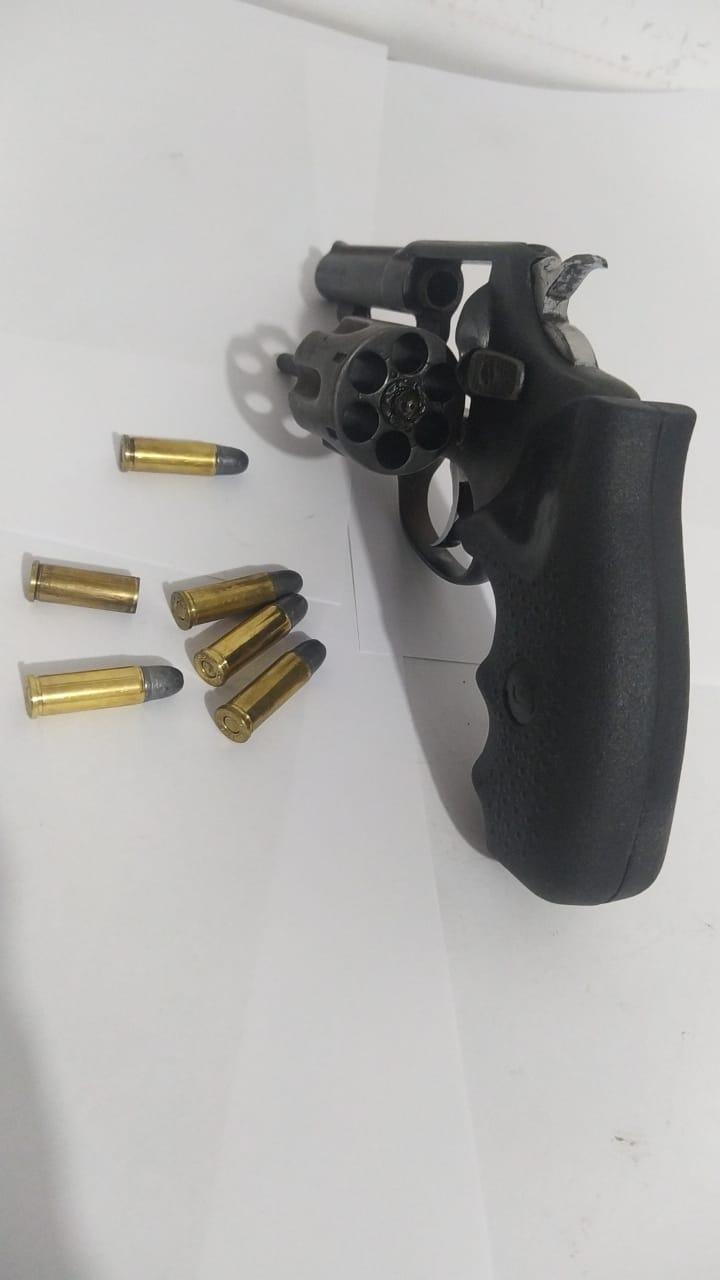 Polícia Militar apreende revólver na Serra do Cachimbo