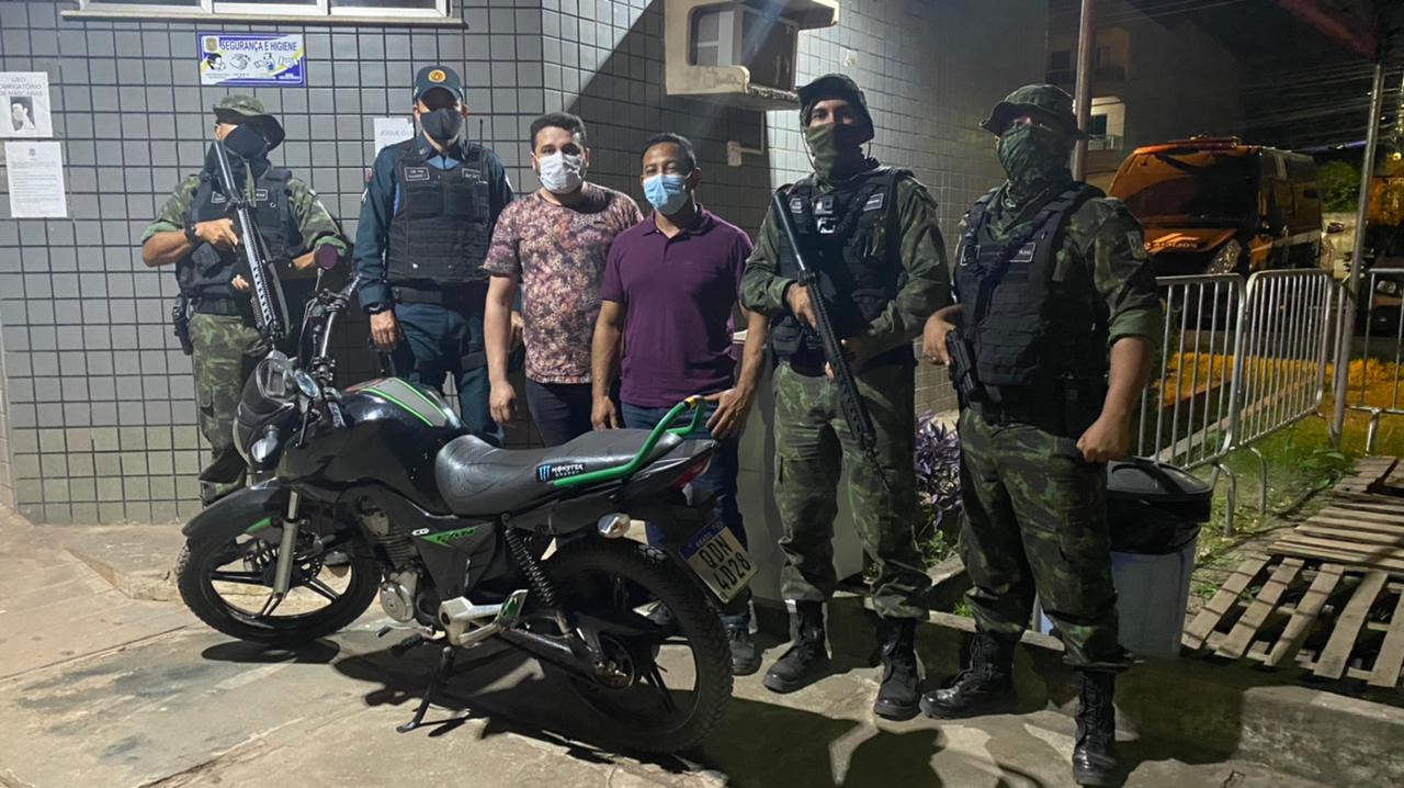 Moto roubada ainda pouco já recuperada pela Polícia Ambiental