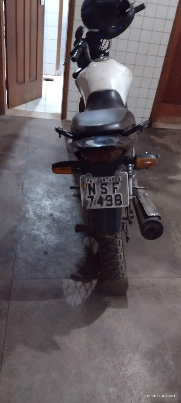 Moto abandonada no bairro da Alvorada recuperada pelo Moto Patrulhamento