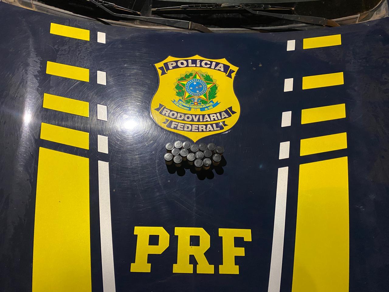 PRF apreende quantidade de Anfetamina em veículo do Estado de São Paulo