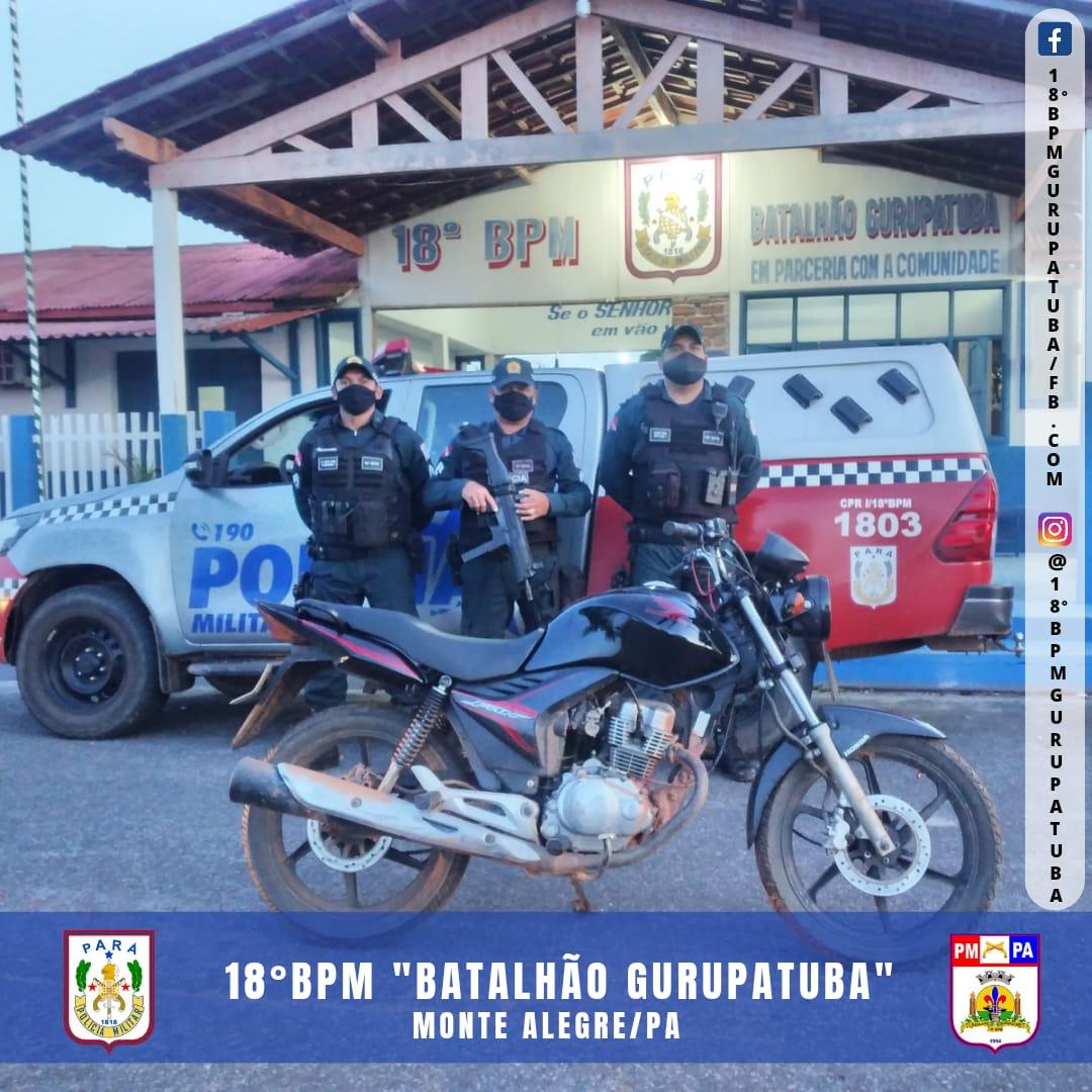 POLÍCIA MILITAR RECUPERA MOTOCICLETA QUE HAVIA SIDO FURTADA E DEVOLVE AO PROPRIETÁRIO
