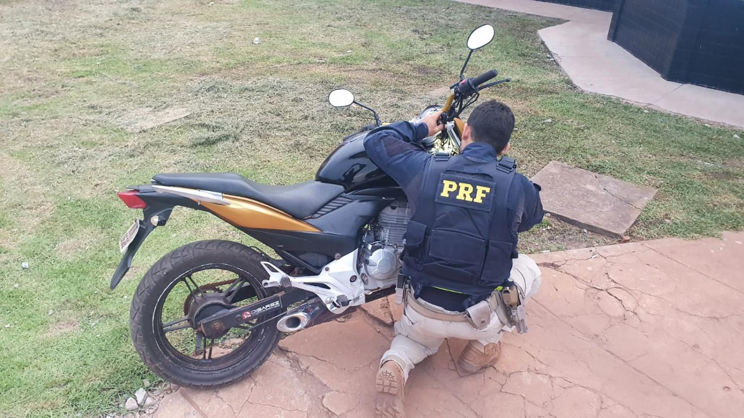 Em Miritituba PRF apreende mais uma moto com registro de furto