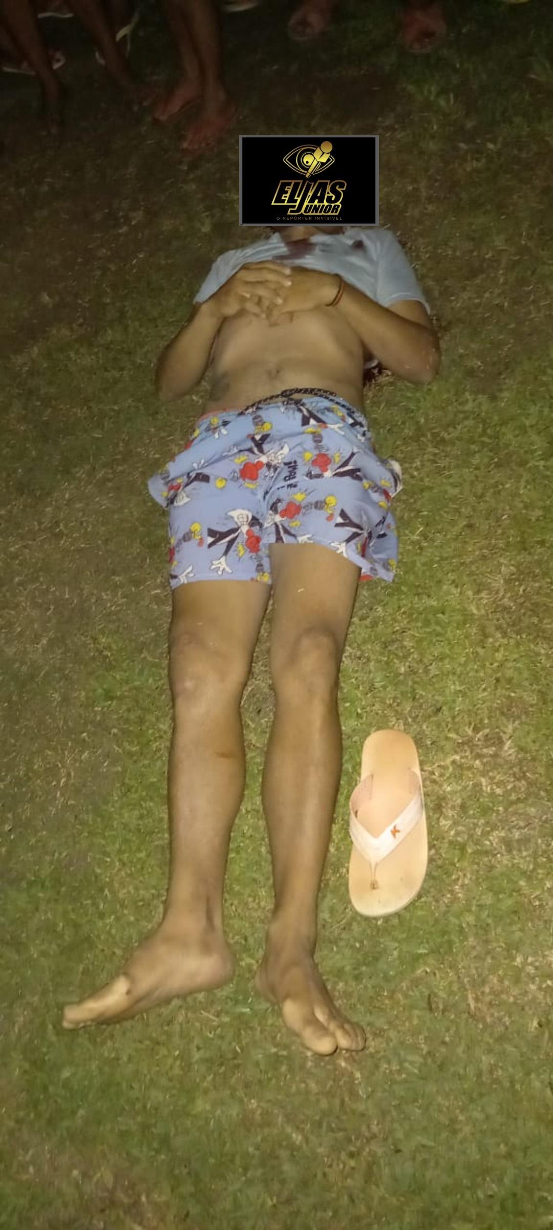 Jovem morto a tiros em praça pública em Jacareacanga