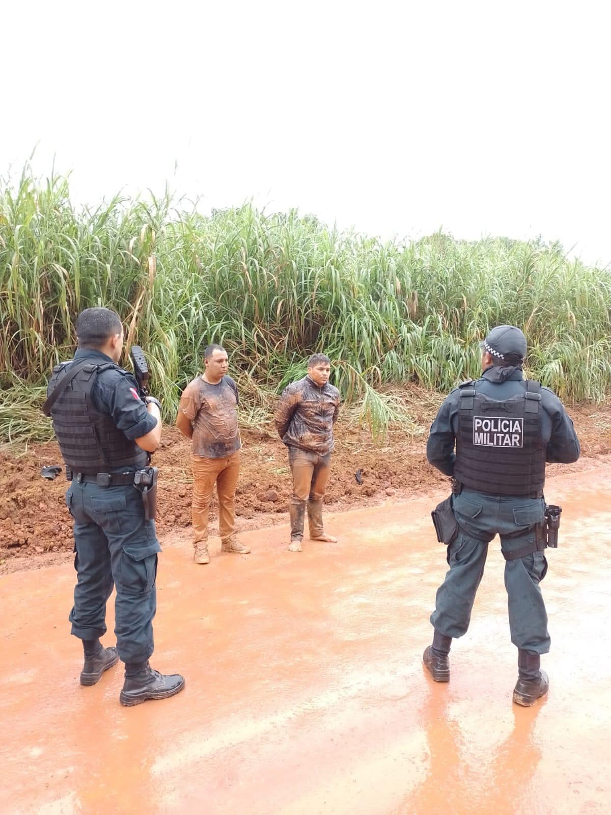 Em Ruropólis Polícia Militar coloca na cadeia elemento que em assalto atirou contra um PM em Santarém