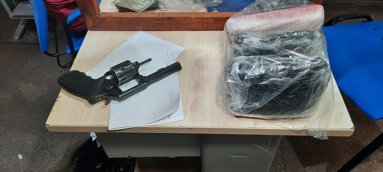 PRF em mais uma apreensão de entorpecente e arma de fogo