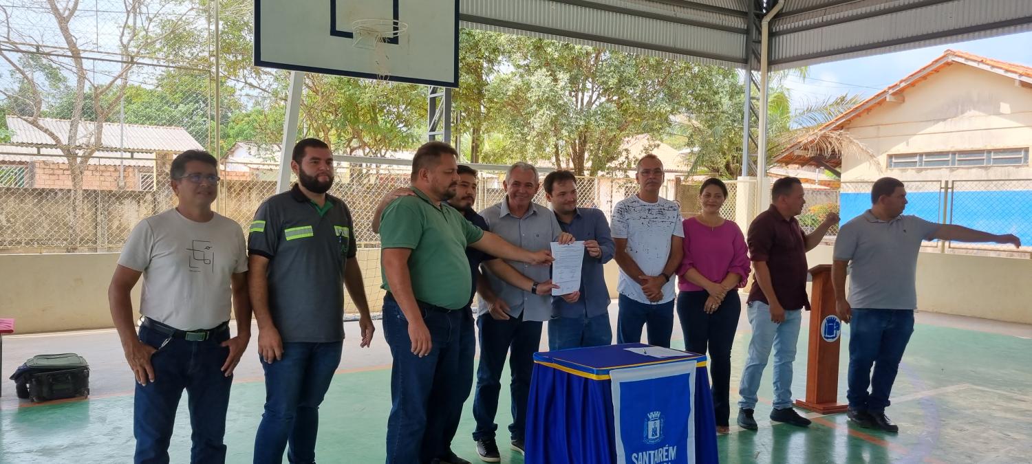 Em Santarém prefeito Nelio Aguiar assina ordem de serviços para asfaltamento de ruas nos bairros da Floresta e Jaderlând