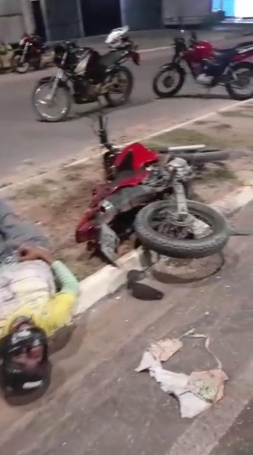 Queda de moto Fernando Guilhon