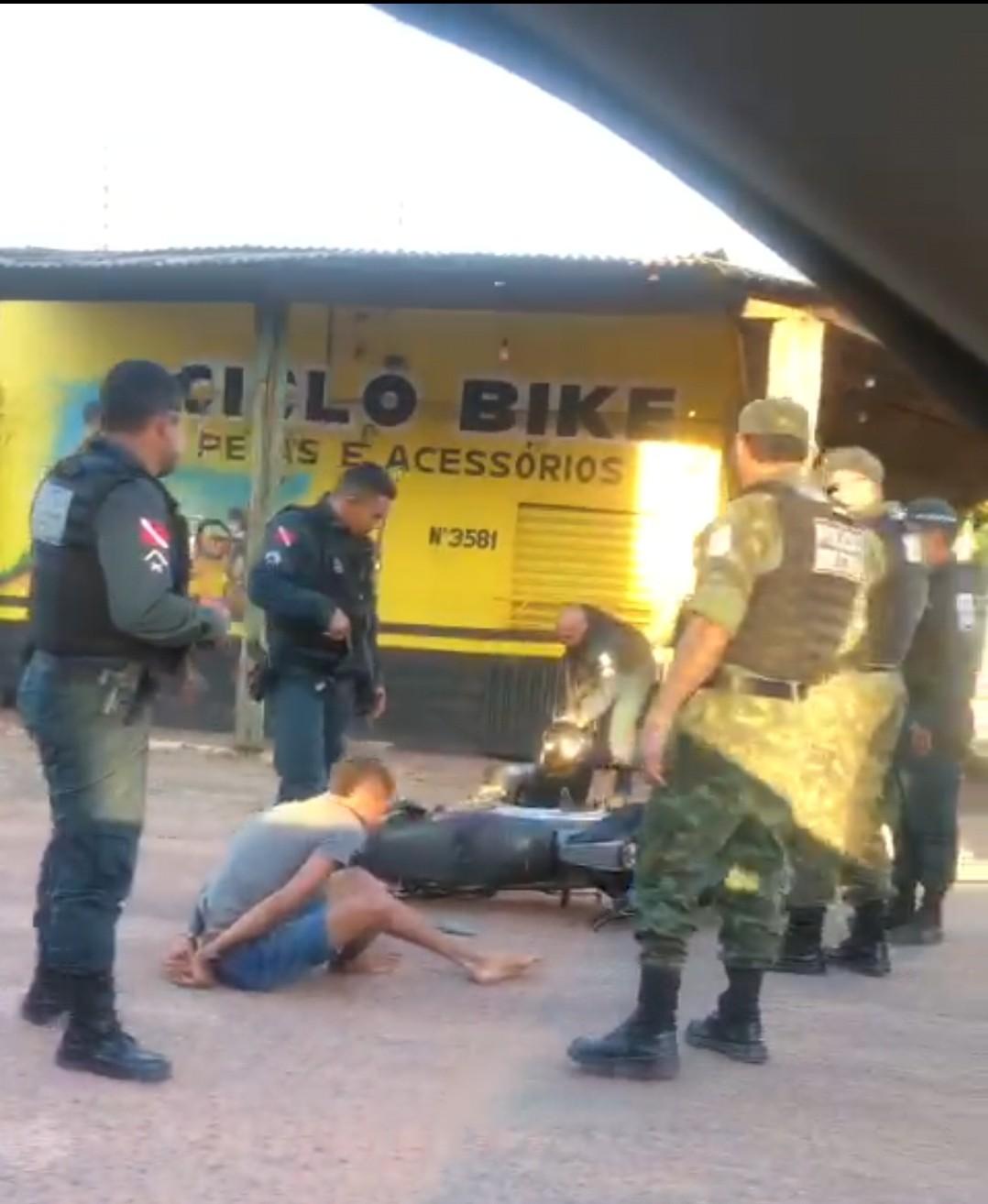 Suspeitos de praticar assaltos tentam fugir da PM mais foram presos
