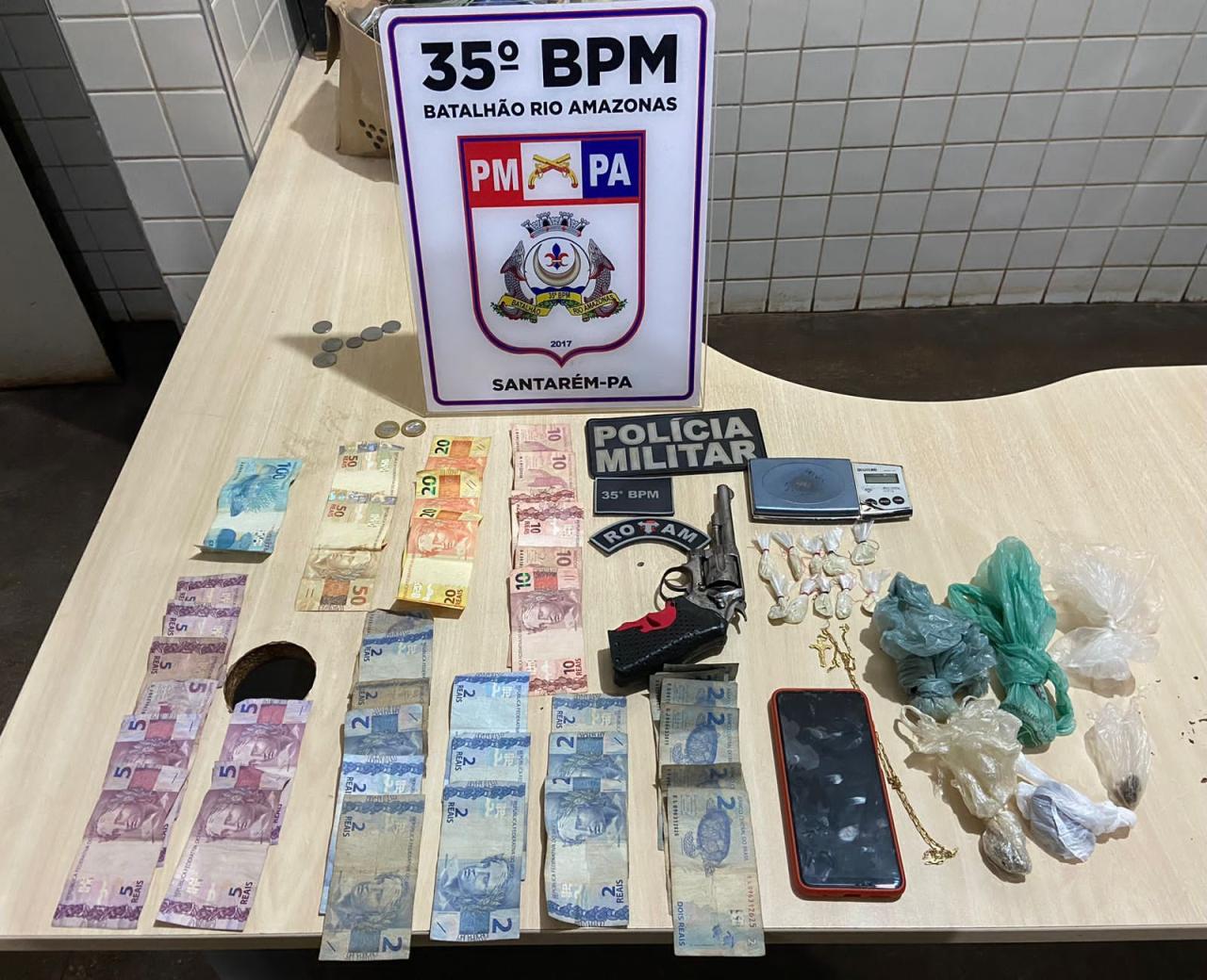 Três foras da lei presos pelo recobrimento do 35ºBPM