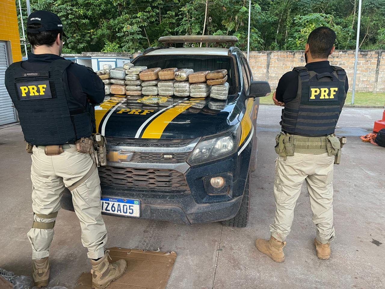 02 colombianas presas pela PRF com entorpecentes