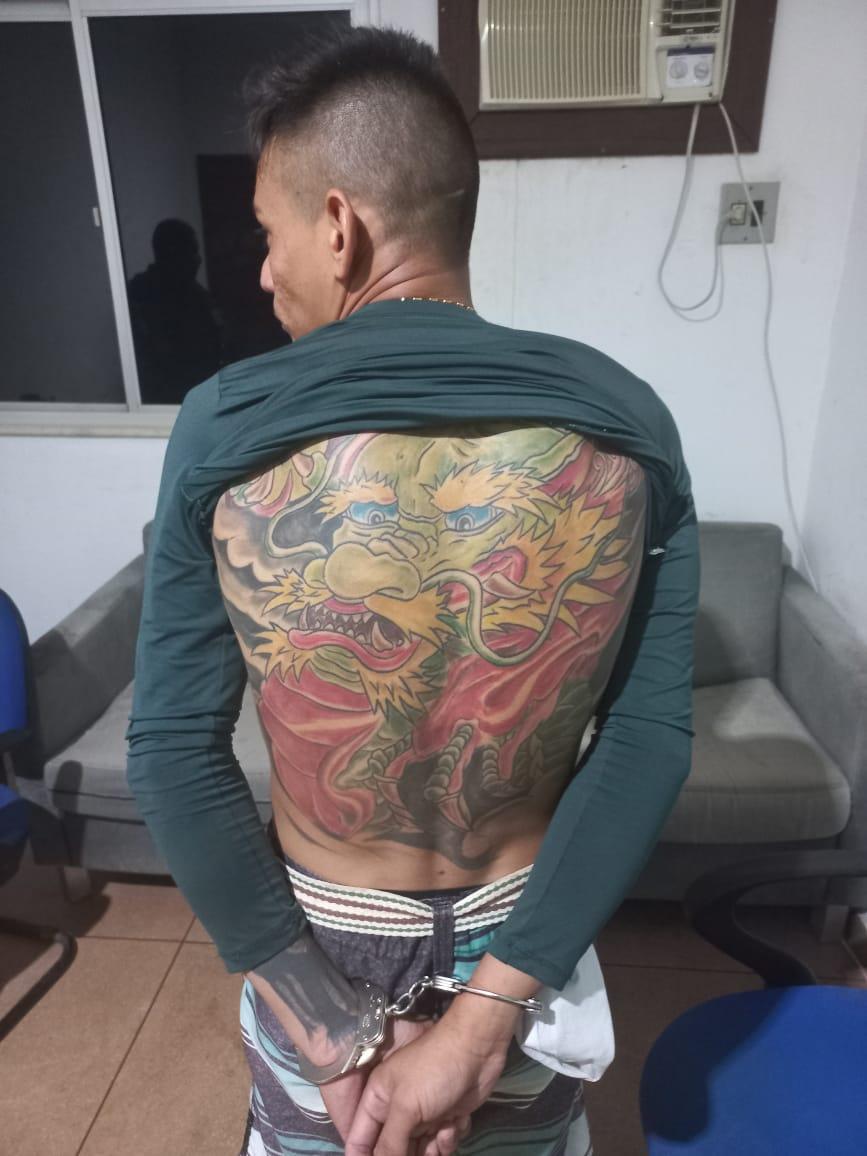 Jovem preso pela PM por tráfico de drogas em Mojuí dos Campos