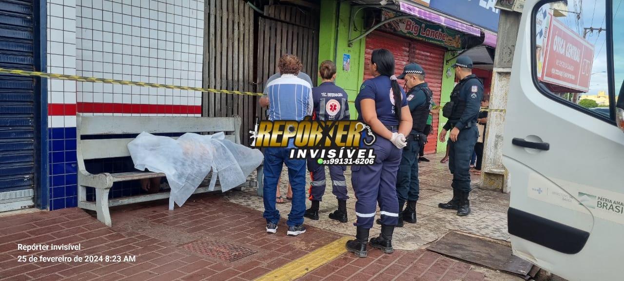 Enfermeiro encontrado morto em cima de um banco na Avenida Tapajós
