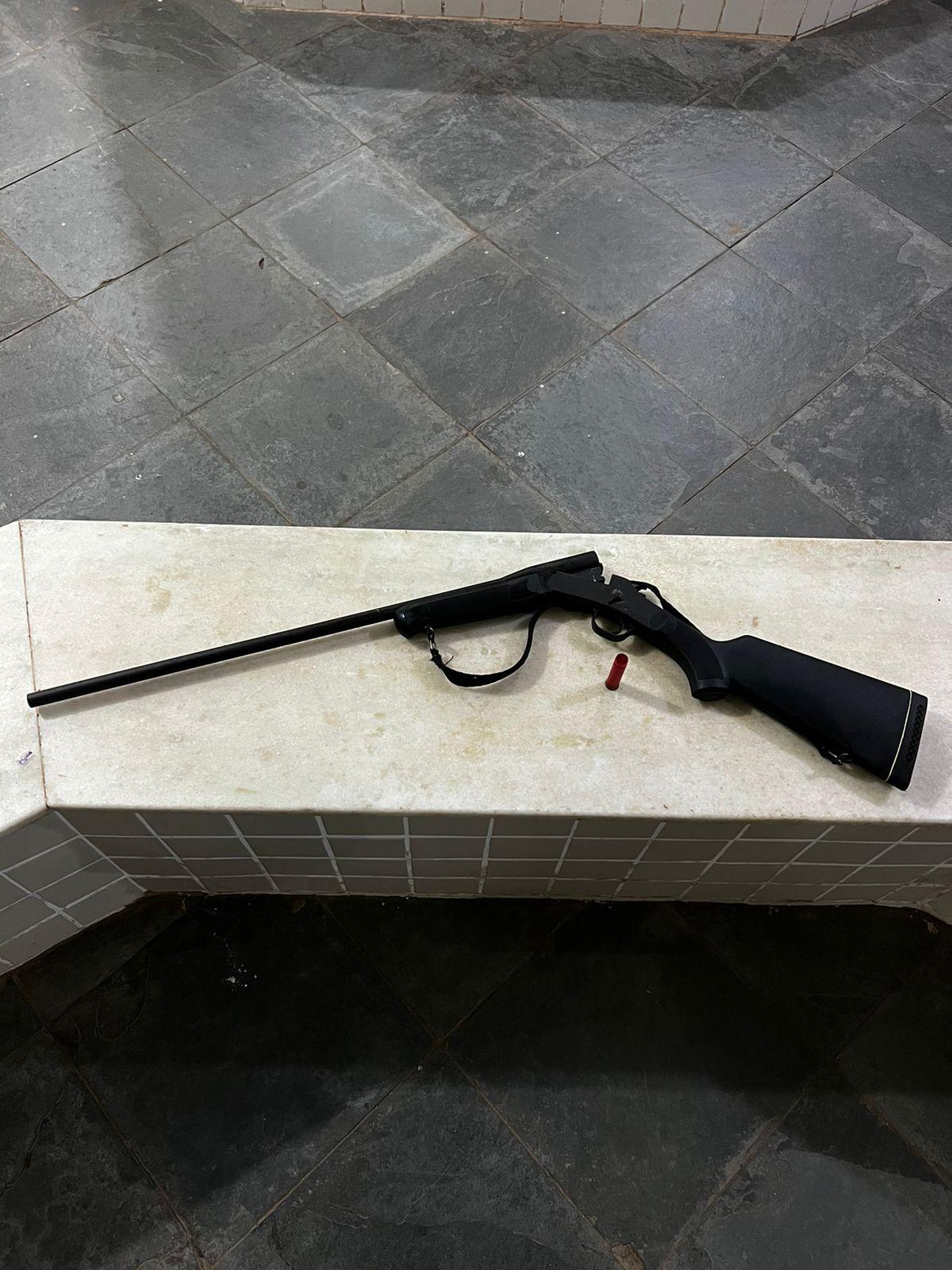 Homem morto com tiro de espingarda em comunidade de Belterra