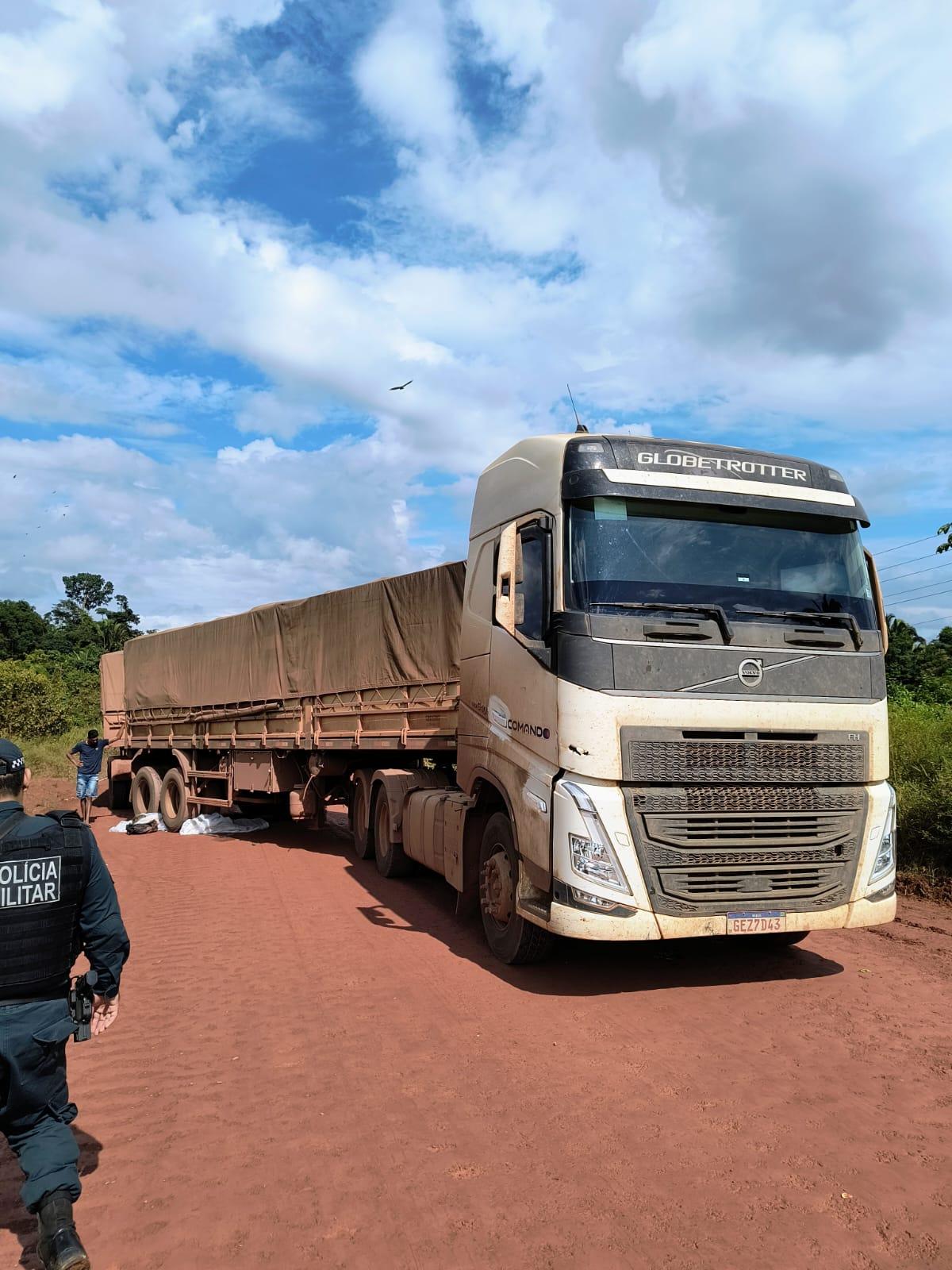 Mulher esmagada por carreta na BR 230 município de Rurópolis