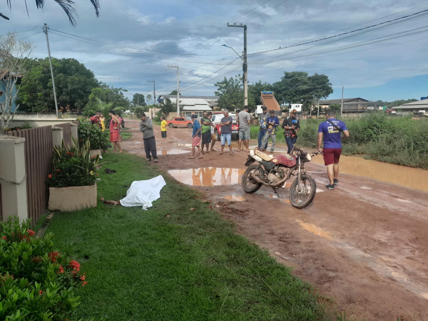 Motoqueiro morre em acidente de trânsito no Planalto São José