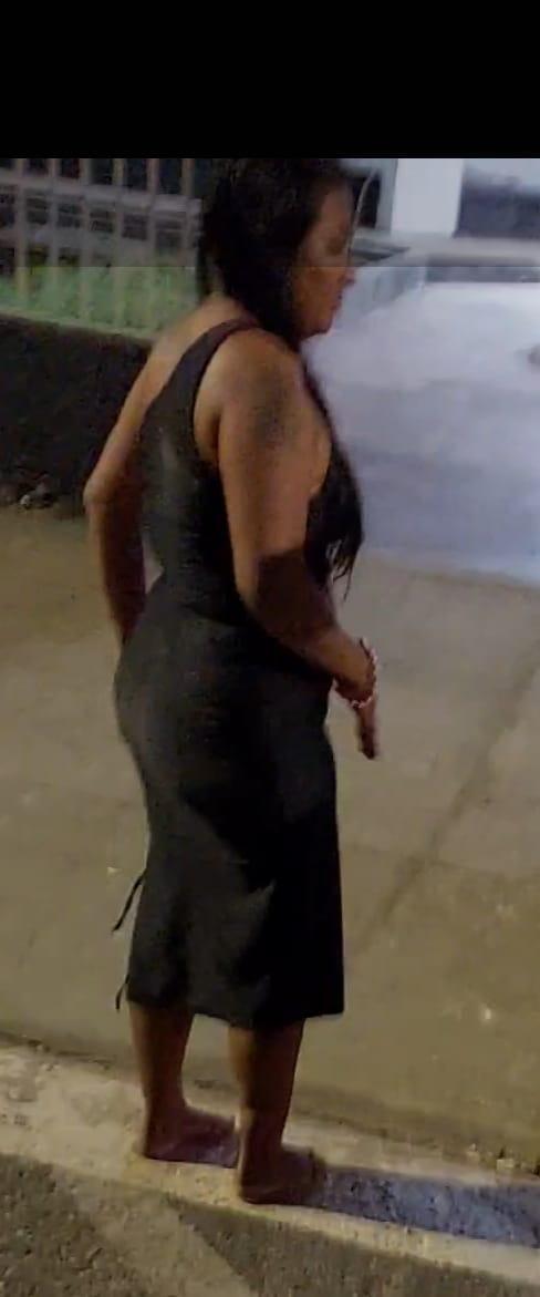 Mulher presa pela PM alcoolizada agredindo filhos em via publica