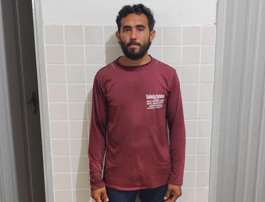 No bairro do Santarenzinho homem preso por mandado de prisão