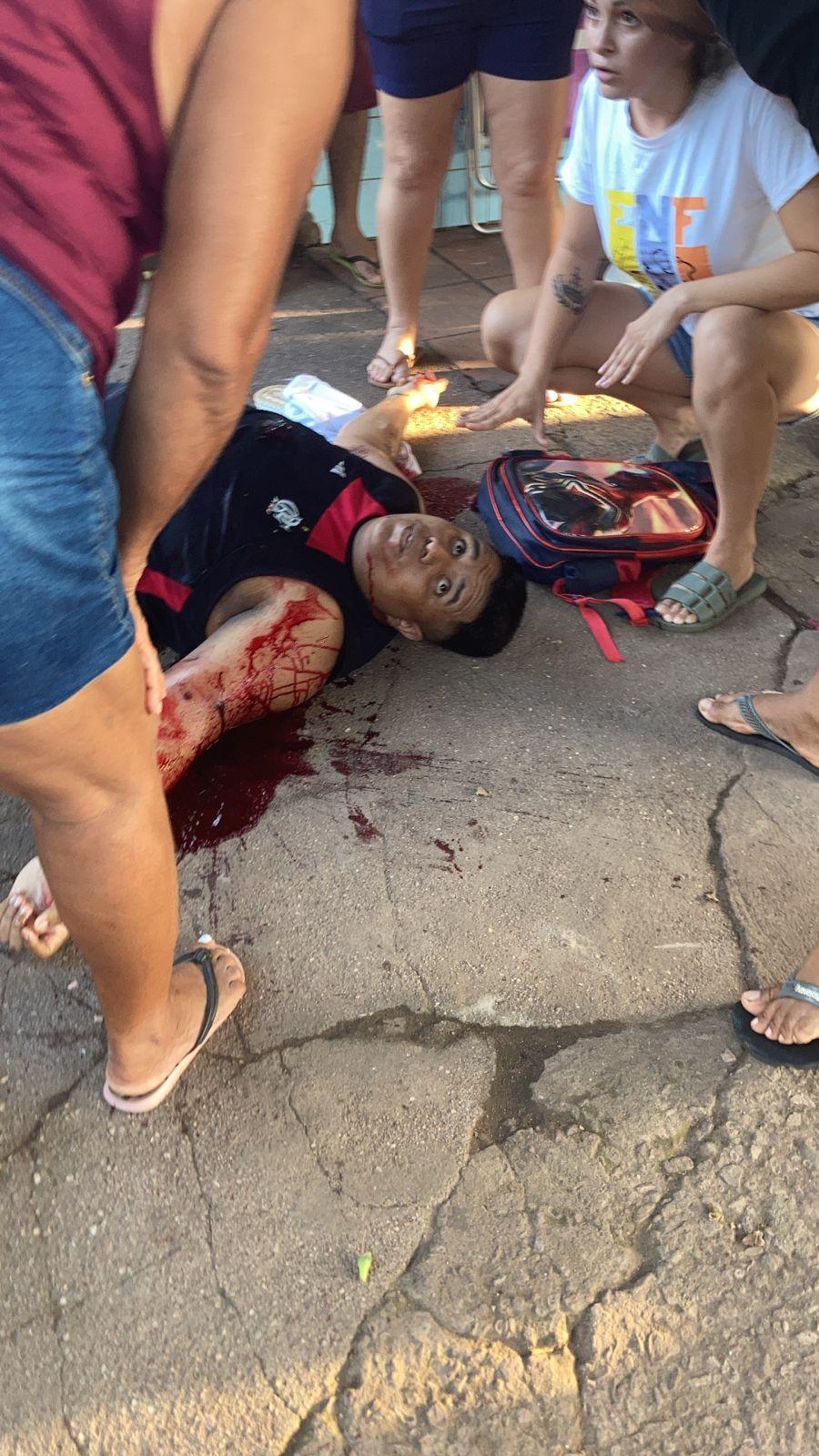 Homem morto a tiros em possível acerto de contas