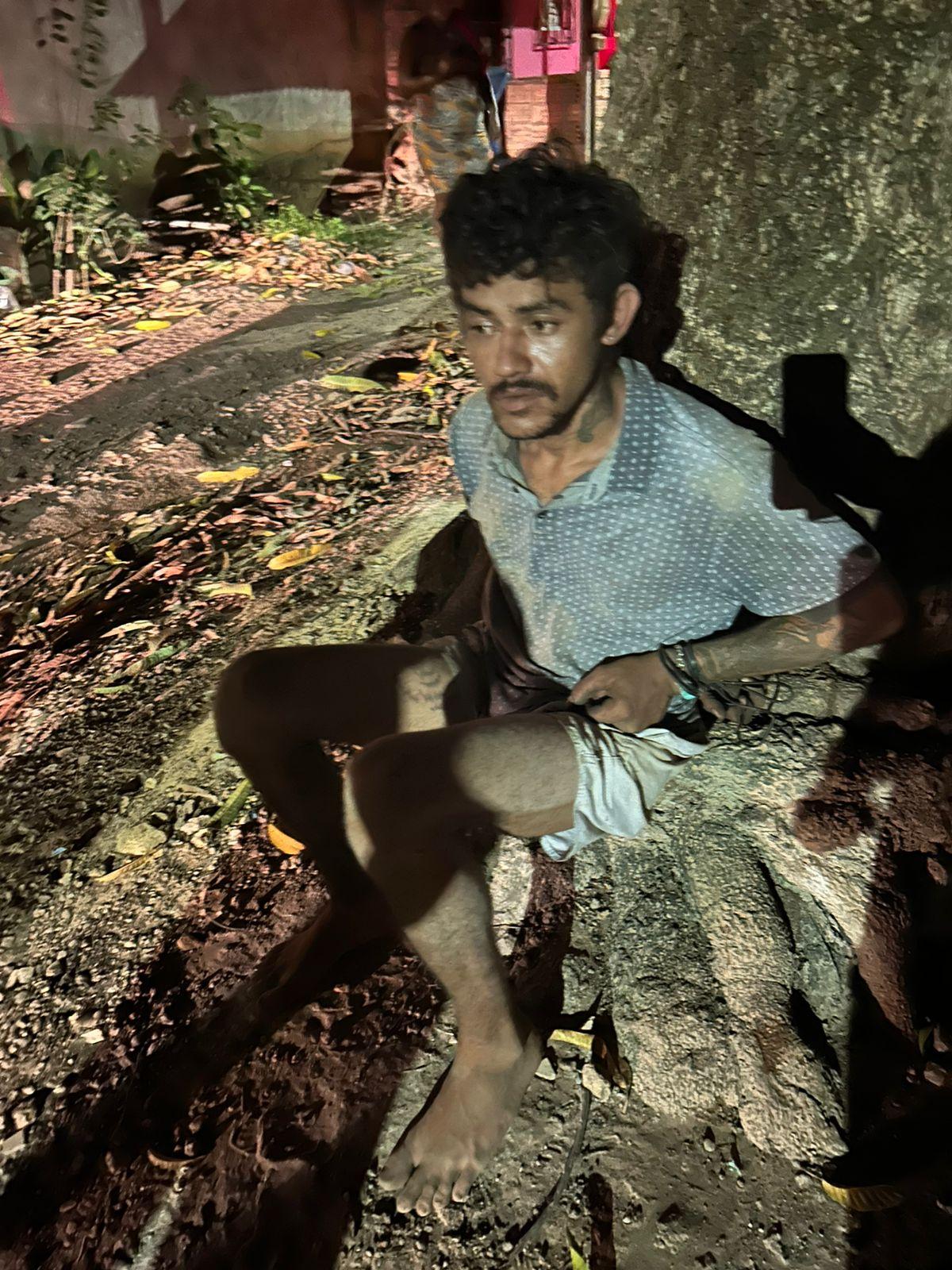 Tentou furtar casa de um PF e acabaram presos