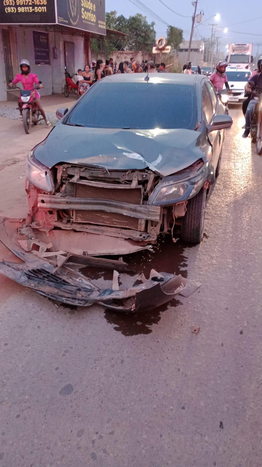 Motoqueiro foge da Polícia e se envolve em acidente no Santo André