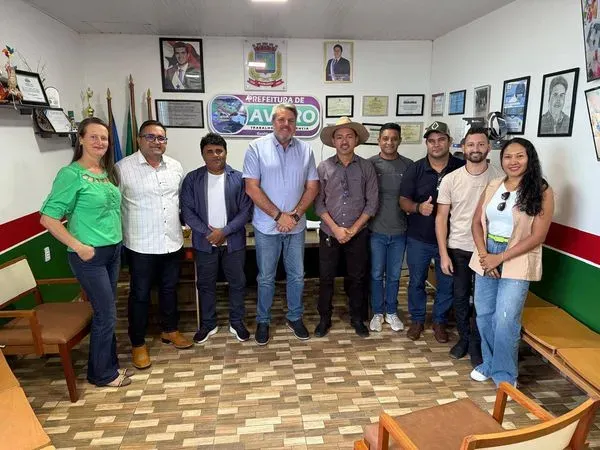 Prefeito de Aveiro recebe visita de prefeitos de Jacareacanga e Trairão
