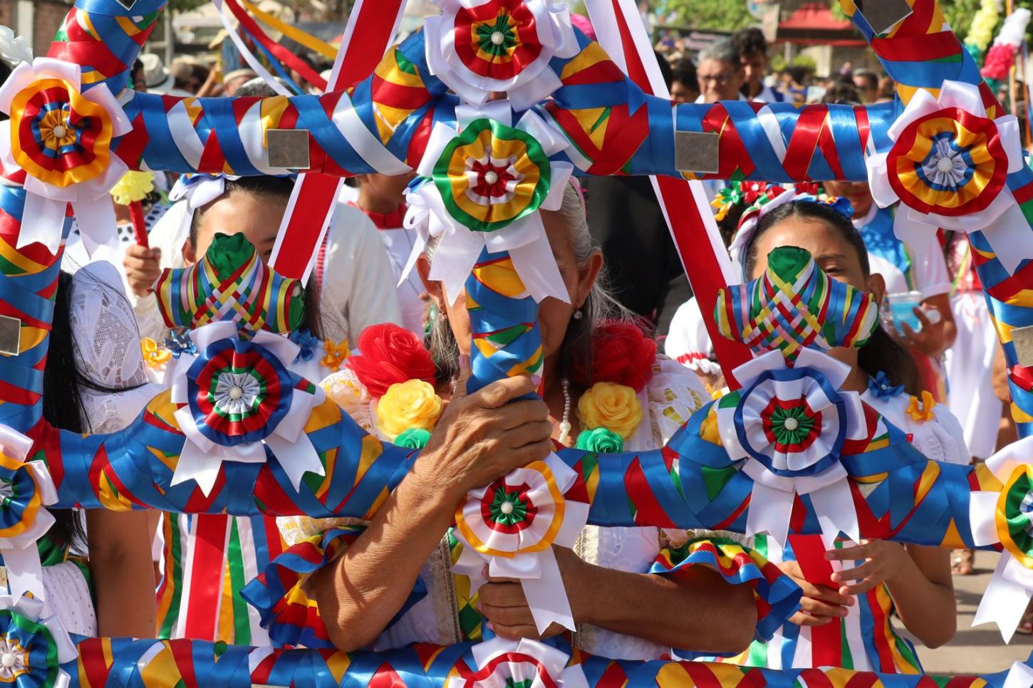 Exposição apresenta festa do Sairé em Brasília e mais quatro regiões brasileiras