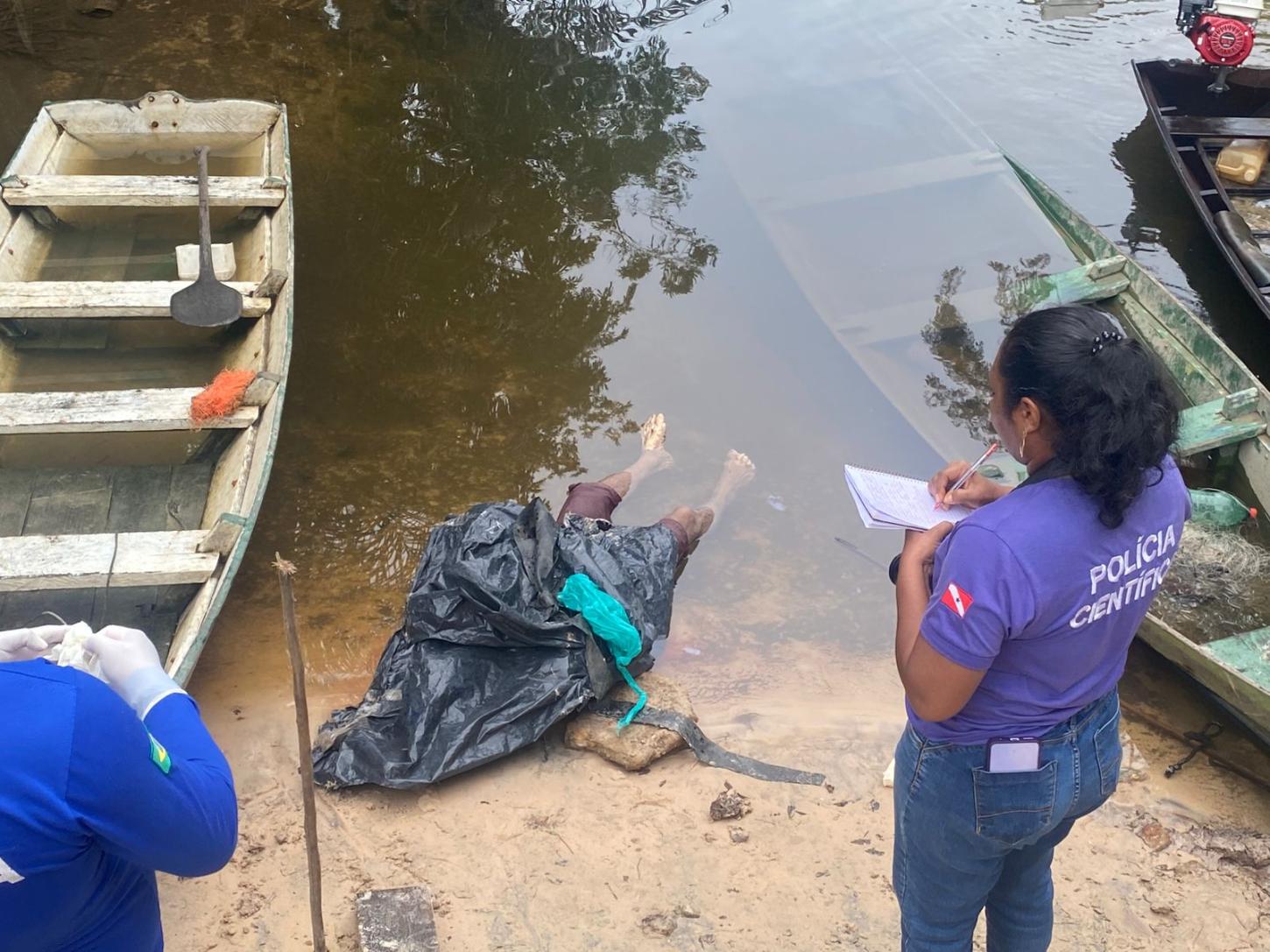 Homem morto com tiro de espingarda
