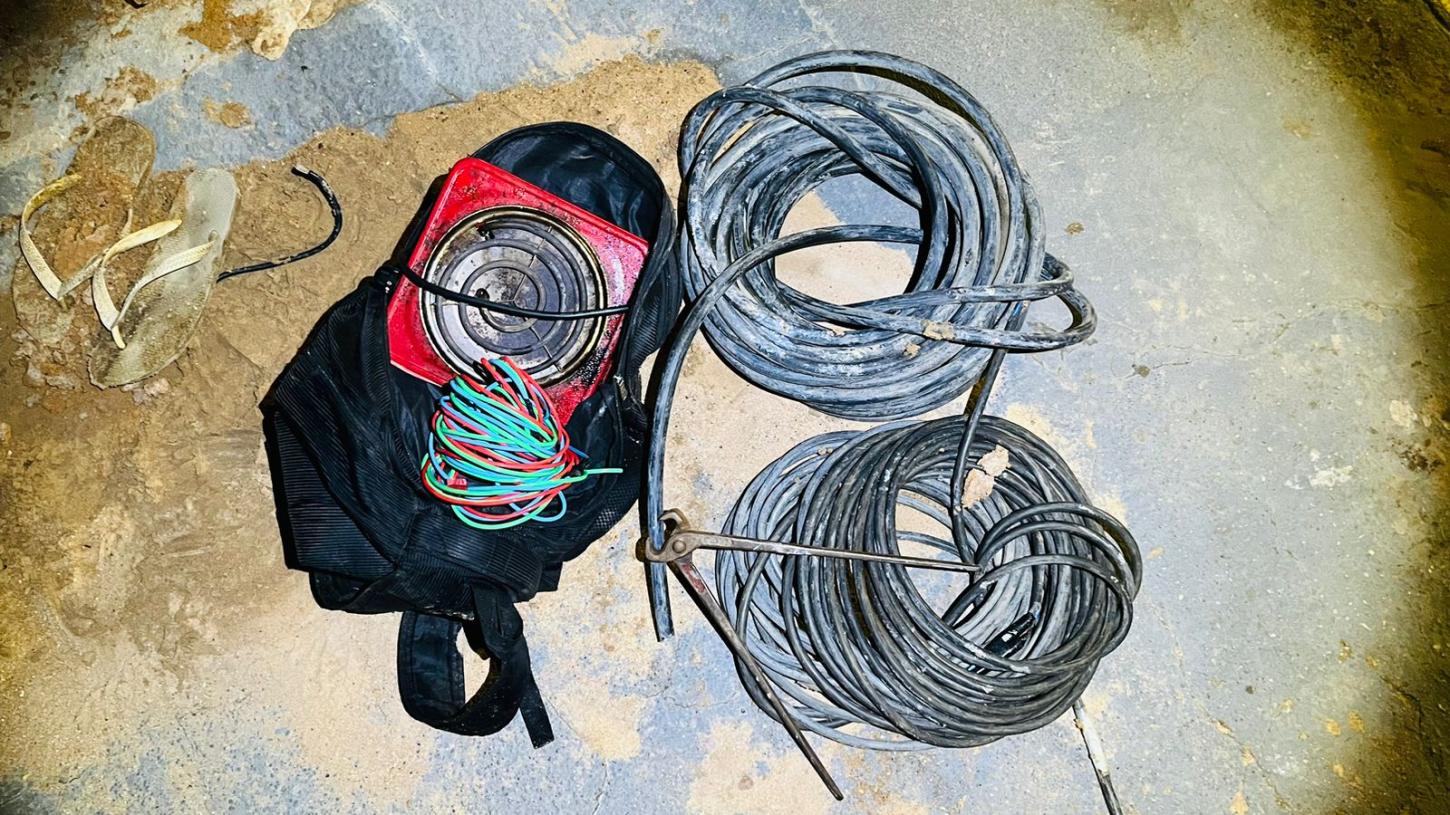 Suspeito de furtar fio preso pela PM