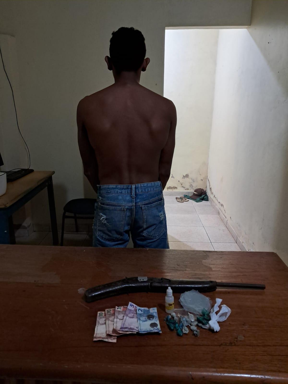 Elemento preso com entorpecentes em Curuai