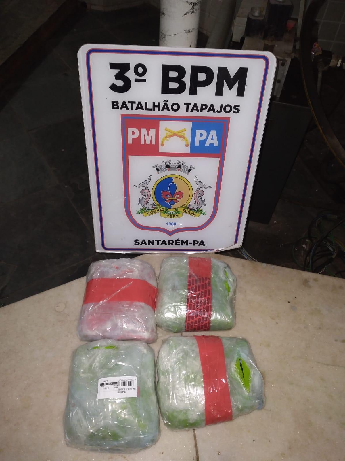 Mulher presa por enviar entorpecentes dentro de ônibus