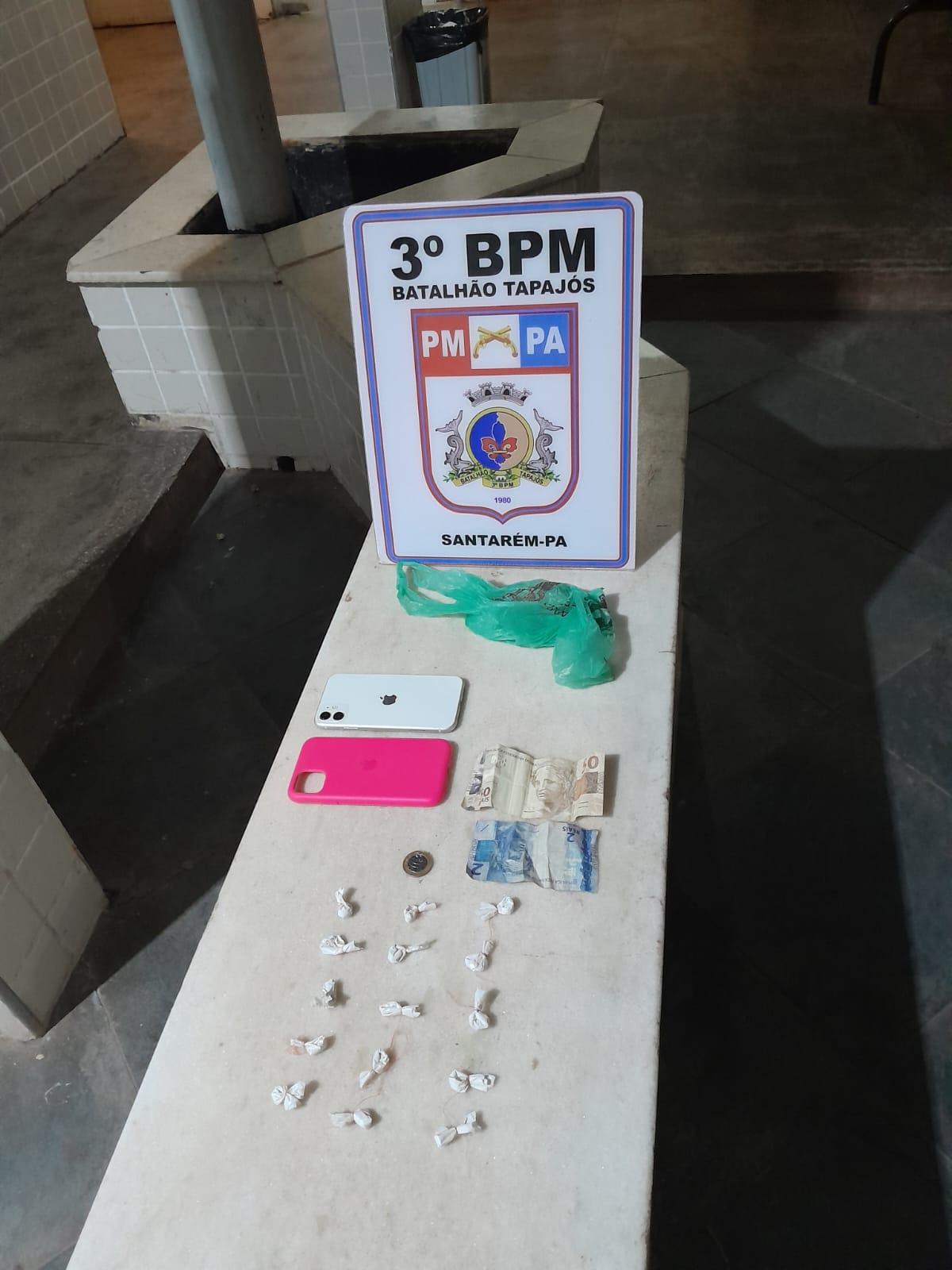 Mulher presa pelo 3º BPM suspeita de tráfico 