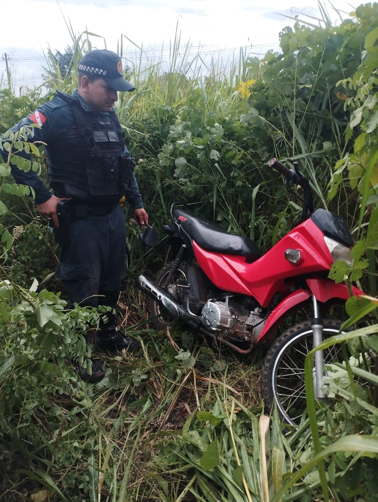 Moto furtada recuperada pela PM em Itaituba 