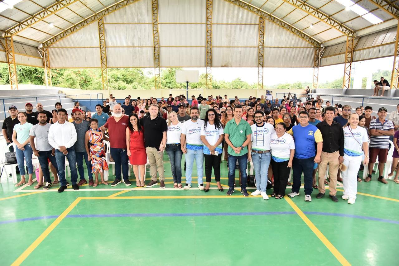 Deputado Henderson Pinto realiza ação com mais de 2.500 atendimentos no bairro da Vigia