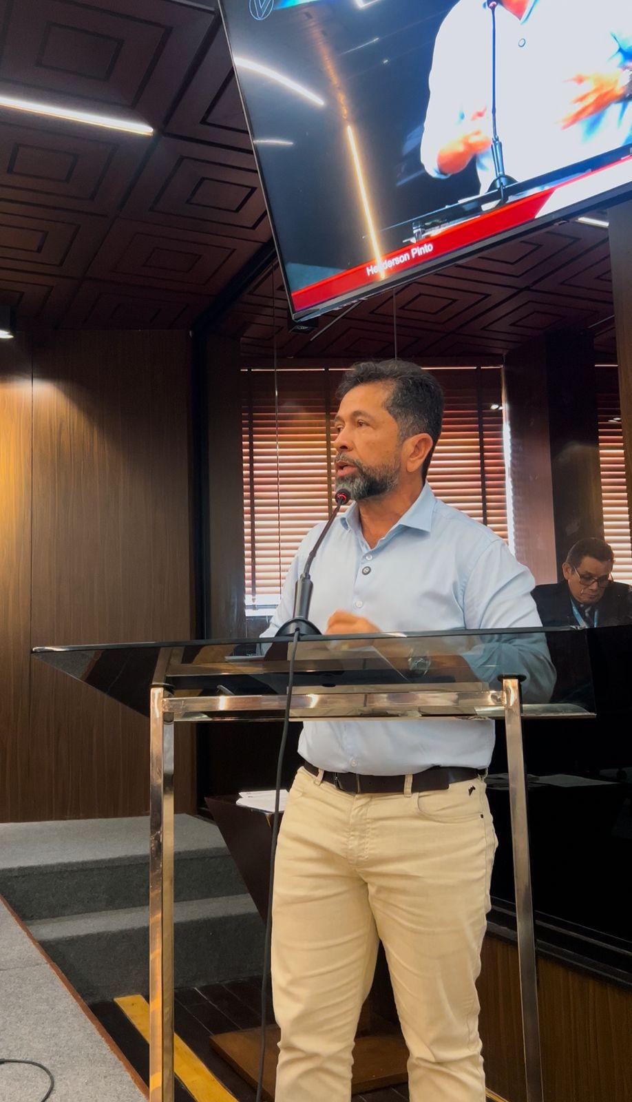 Henderson Pinto ouve pescadores e reforça luta pelo seguro-defeso