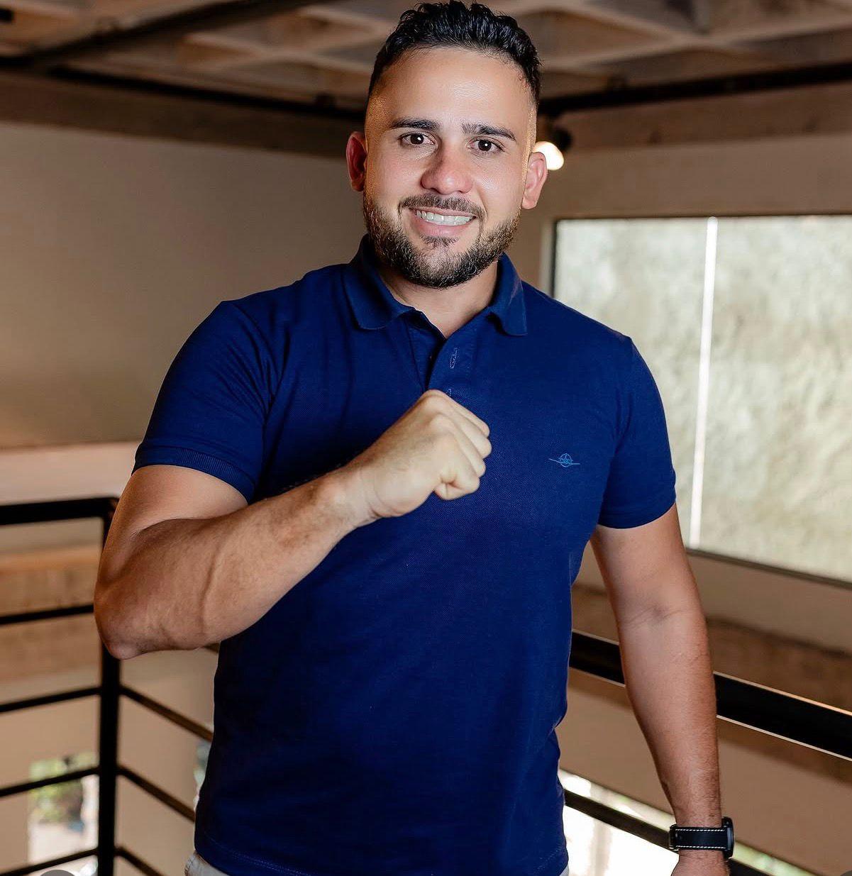 Rodrigo Santarém mantém palavra, barra articulação de Adriana Almeida e reforça alinhamento político