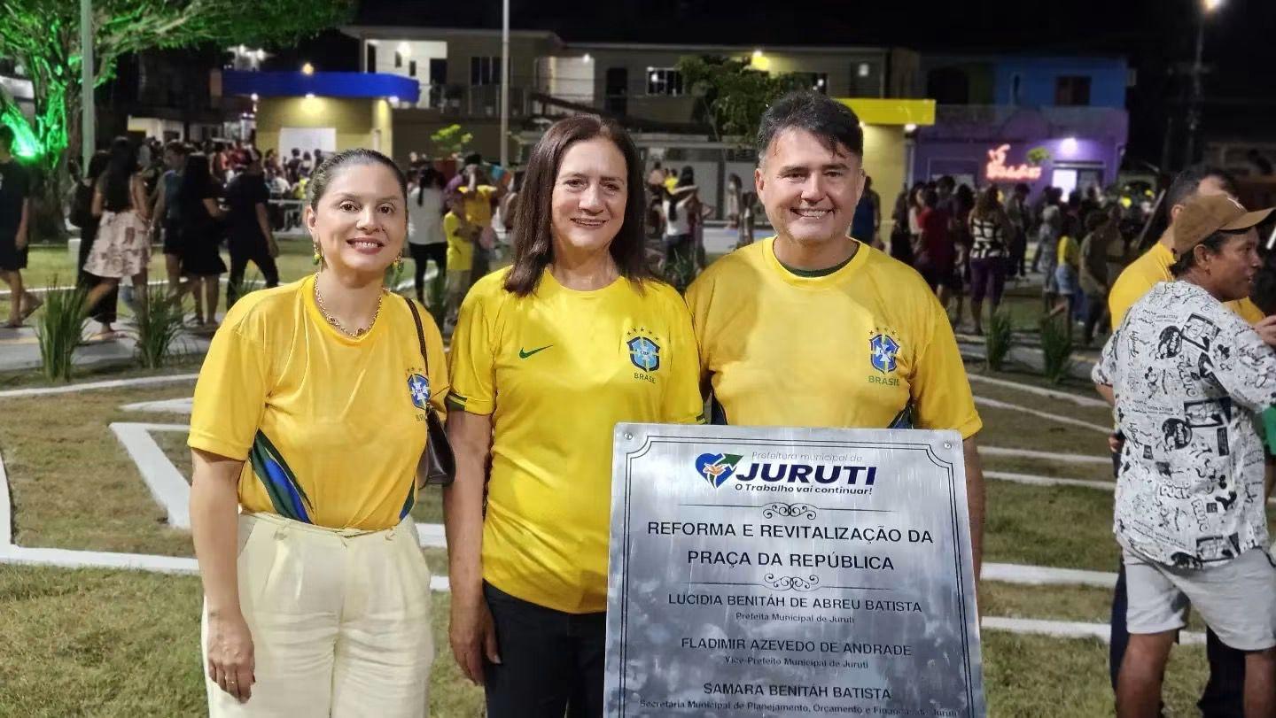 Isaías Batista Neto acompanha entrega da nova Praça da República em Juruti