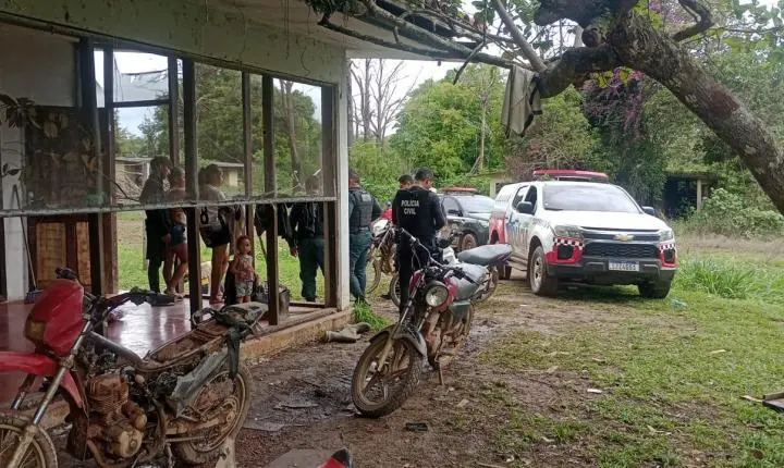 Em Almeirim PM prende suspeitos de Porte ilegal de arma de fogo 