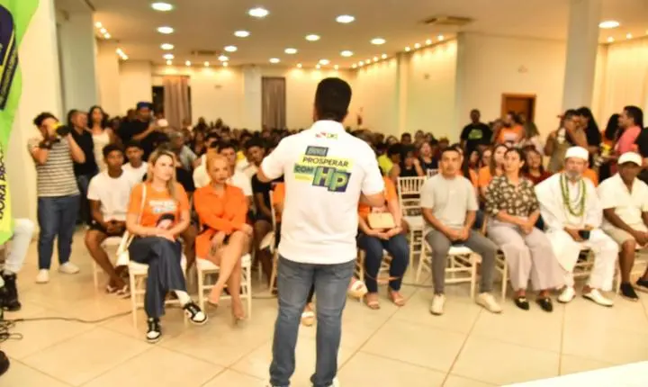 Parceria entre Henderson Pinto e Dayan Rocha reúne lideranças e fortalece representatividade do oeste do Pará